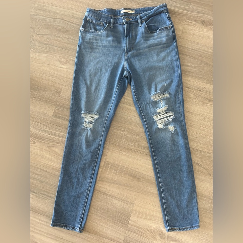 *EUC* Levi's 721 High-Rise Skinny Ankle Jeans Women’s Size 30 Distressed